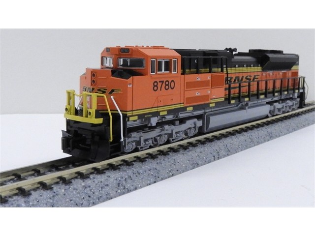 在庫有り 正規品 KATO カトー Nゲージ EMD SD70ACe ノーズヘッドライト BNSF Swoosh #8780 176-8526 17,541円