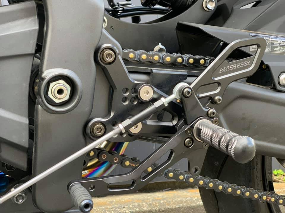 在庫有り 当日発送 STRIKER ストライカー 逆チェンジキット オプションパーツ Kawasaki Ninja ZX-25R/SE SS-R97064260｜OCC　netshop