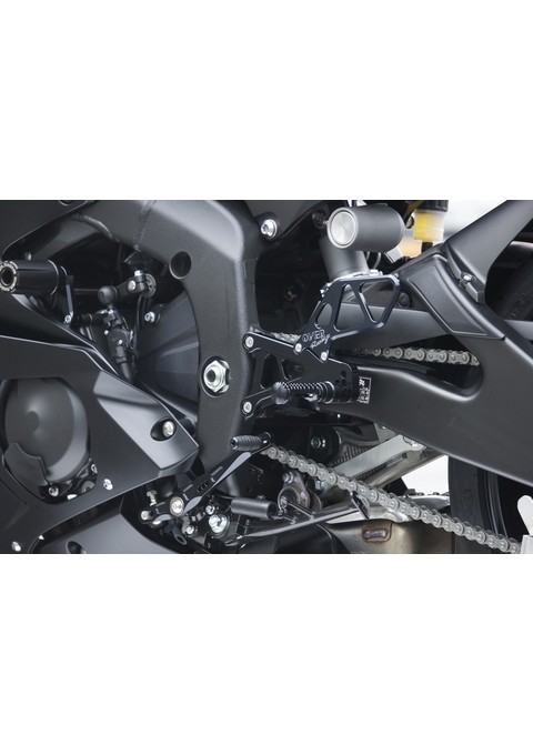 BACK-STEP 6ポジション (ブラック) YZF-R6 オーヴァー オーバー OVER レーシング 51-433-01B