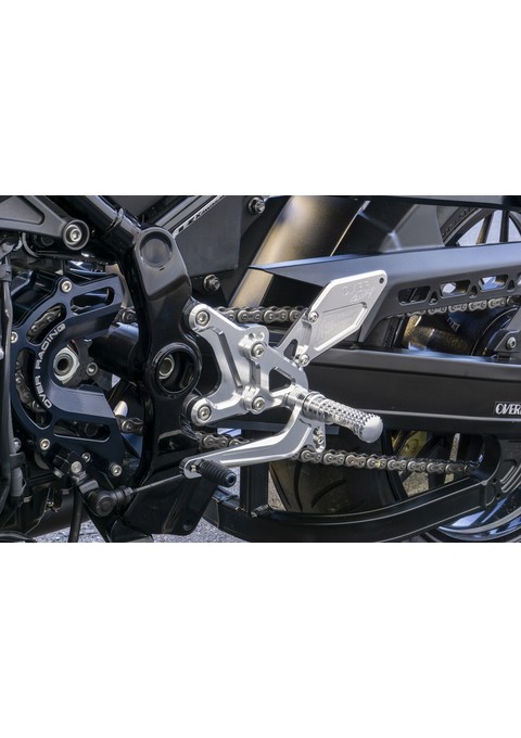 BACK-STEP 4ポジション シルバー Z900RS オーヴァー オーバー OVER レーシング 51-71-01