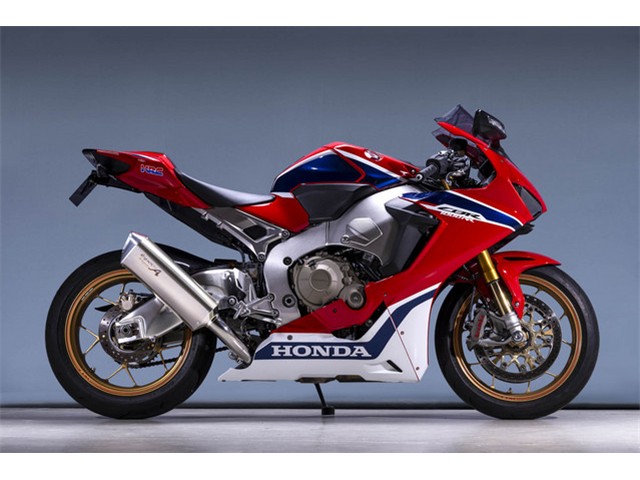 Yamamoto ヤマモトレーシング マフラー CBR1000RR SLIP-ON TYPE-SA 認証 2017年～2019年 11014-01NSA｜OCC　netshop