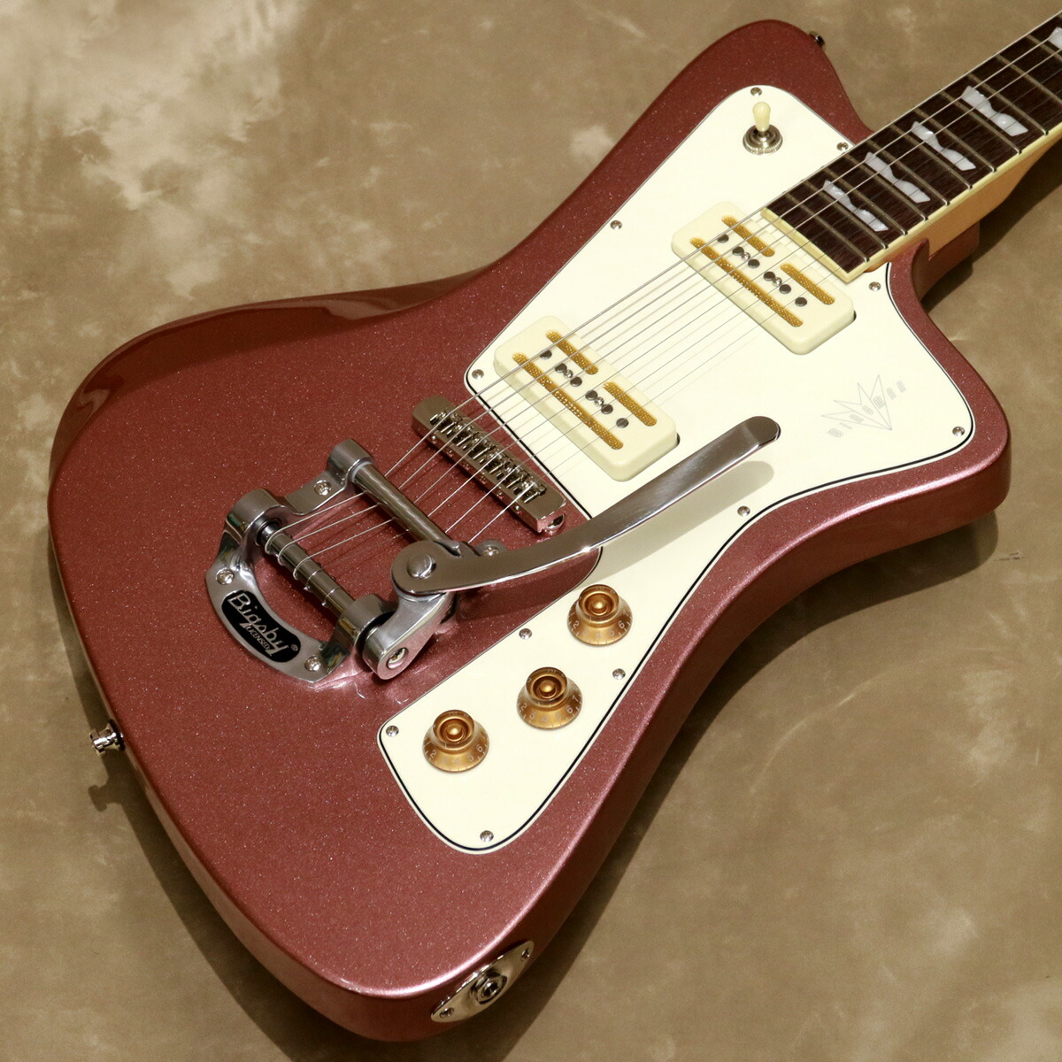Baum Guitars Wingman - W with Tremolo, Burgundy Mist