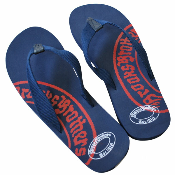 brooks flip flops