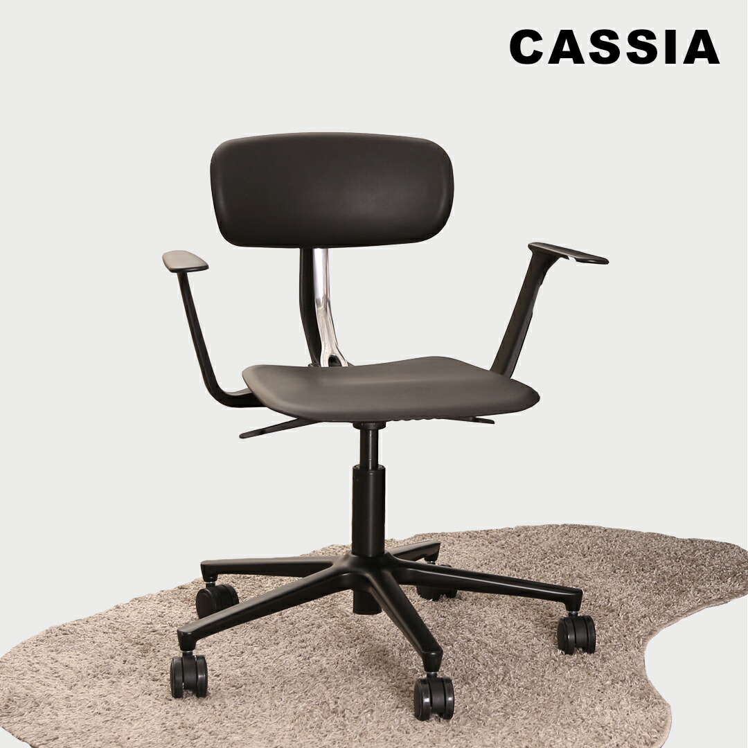 UFOU CASSIA 女性議長