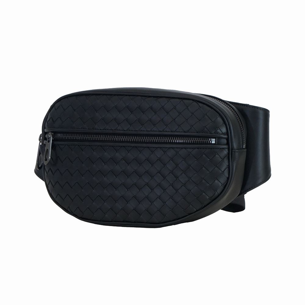 正規品 ボッテガヴェネタ メンズ ショルダーバッグ 5452 V465x 1000 ブラック Bottega Veneta イントレチャート 本革 レザー ハンドメイド 高級 ブランド ウエストバッグ ボディバッグ 誕生日 プレゼント 代 30代 40代 50代 60代 Cp00 国内配送 Www