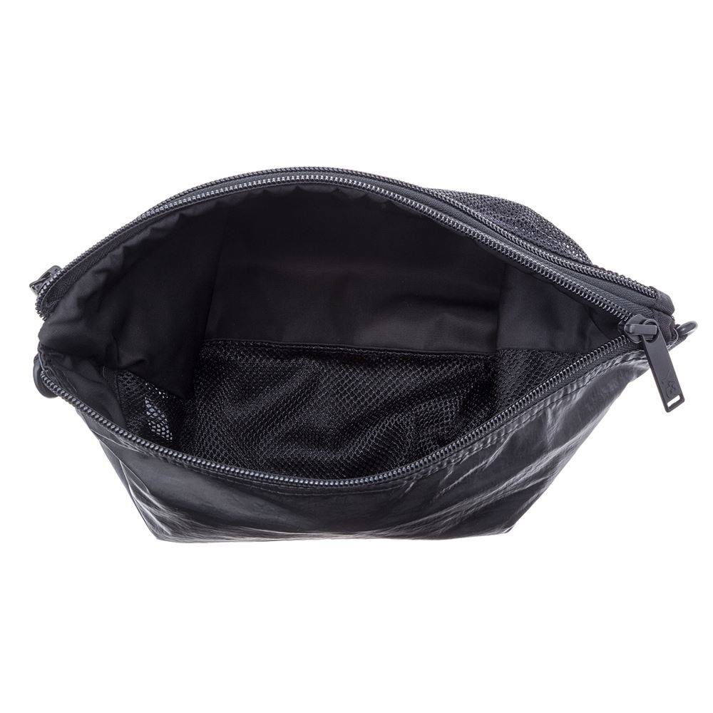 芸能人愛用 ワイスリー ショルダーバッグ ブラック ナイロン メンズ 誕生日 プレゼント 新品 代 30代 40代 50代 60代 送料無料 ワイスリー メンズ ショルダーバッグ Fq6961 ブラック Y 3 バッグ ナイロン 誕生日 プレゼント 新品 代 30代 40代 50代 60代 送料無料