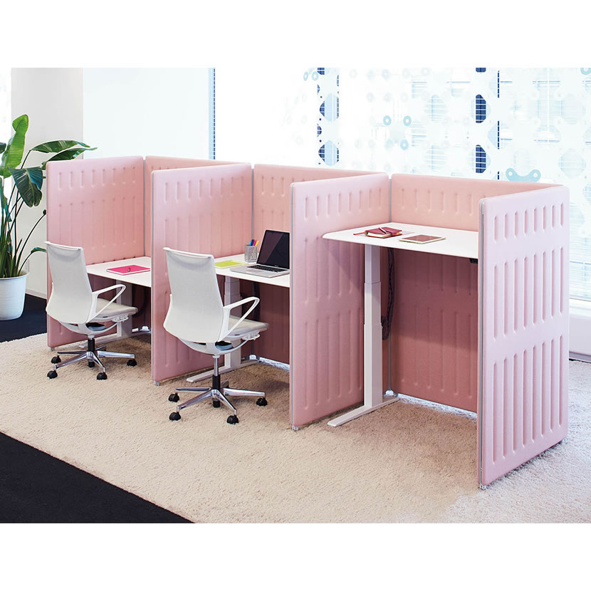 楽天市場 オカムラ スイフト Swift 電動昇降デスク 平机 スムースフォルムエッジ レバータイプ 高さ表示インジケータ付き 幅1350 奥行675 高さ650 1250mm 3slh My昇降デスク スタンディングデスク テレワーク 机 リモートワーク 在宅勤務 在宅ワーク 在宅 デスク Soho