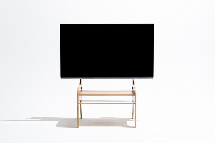 【製造会社店卸し資産あり】ザイトガイスト フロアスタンドウッド FSW[Floor Stand Wood] 合わせ板、オーク材為し終える 34～60型の薄型テレビ受像機用 耐荷重:40kg 速見表付 細長い切口内に有線テレビ架線能力のある 壁寄せ能力のある 取り引き先精神的な統合 事務室,SOHO,リビング,表立った間隔文字向け