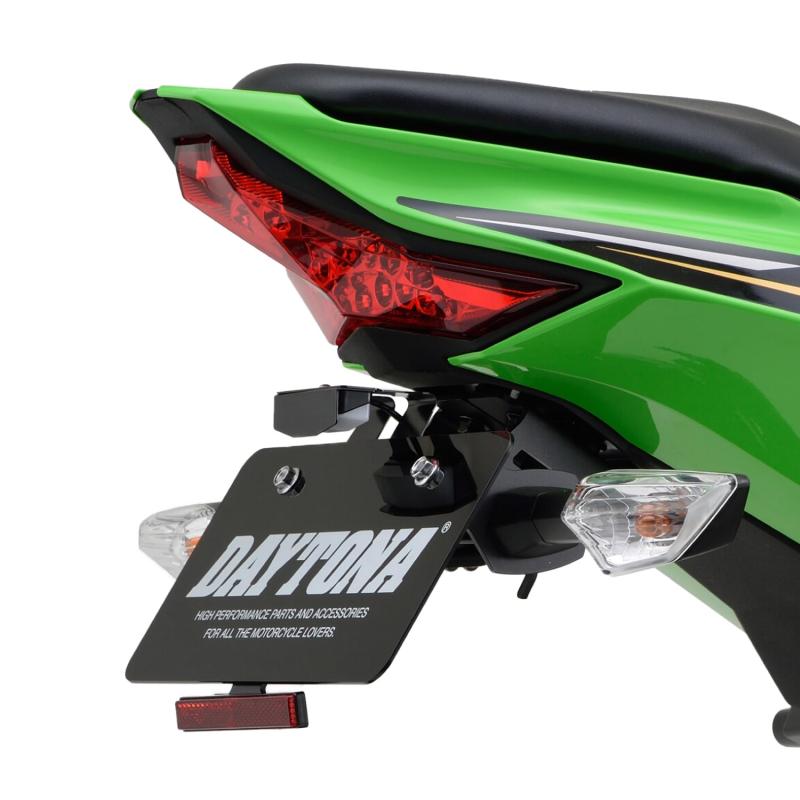 デイトナ(Daya) Ninja ZX-25R/SE ZX-4R SE/4RR専用 フェンダーレス LEDナンバー灯&リフレクター付属 LEDフェンダーレスキット 20323