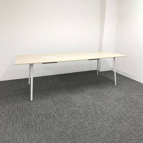 オカムラオフィス調度品