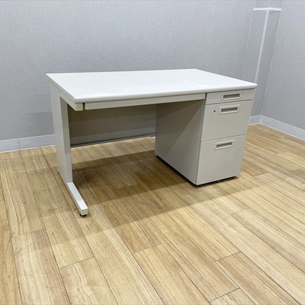 【中古】 コクヨ 片袖デスク 3段袖 ピクサ オフィスデスク W1200 D700 グレー｜オフィス家具の店 PORTE（ポルテ） 17,666円
