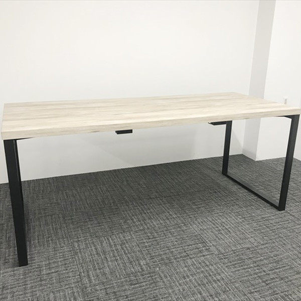 オカムラオフィス調度品