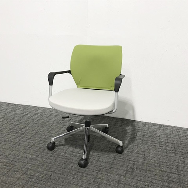 【中古】 オフィスチェア ジェニアルチェア スマイル プレゼンスファニチャーラボラトリー 肘付き グリーン