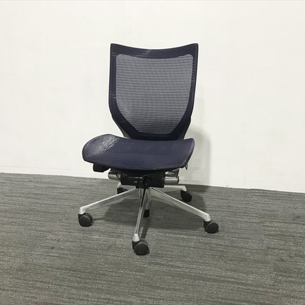 【中古】 オカムラ オフィスチェア バロン ダークブルー メッシュ