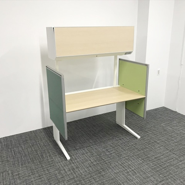 【中古】オカムラ プロステージクレスト パネルデスク 平デスク 幅1200 奥行700 オーバーヘッドキャビネット サイドパネル ネオウッドライト オフィスデスク 事務机 中古オフィス家具|オフィス家具の店 PORTE(ポルテ)