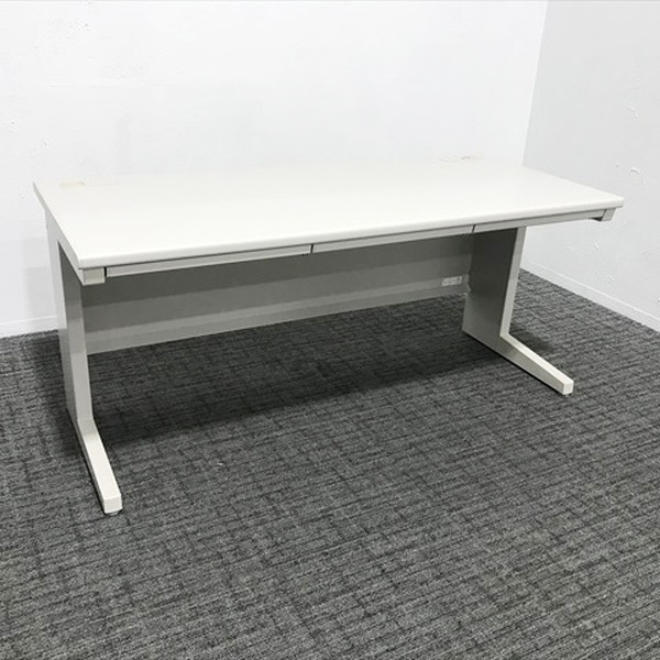 オカムラオフィス調度品