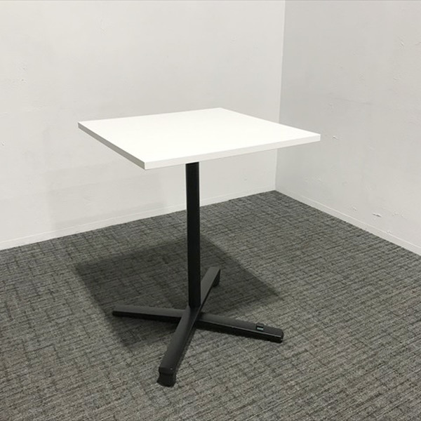 【中古】 ハイテーブル ライブス キャスター付 87AB1E オカムラ ホワイト｜オフィス家具の店 PORTE（ポルテ）