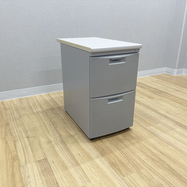 オカムラオフィス調度品