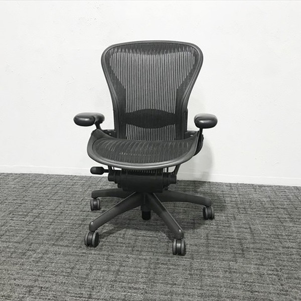 楽天市場】 □正規品ハーマンミラー エクア2チェア 黒色【中古