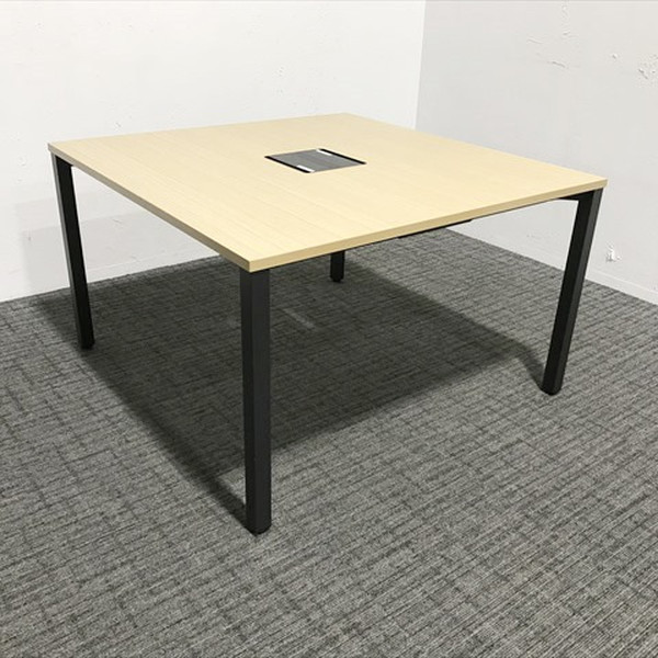 ITOKI 【中古】 テーブル：TKJP-09CF-98 黒ペイント　90cm ITOKI 【中古】 テーブル：TKJP-09CF-98 黒ペイント 90cm - メルカリ