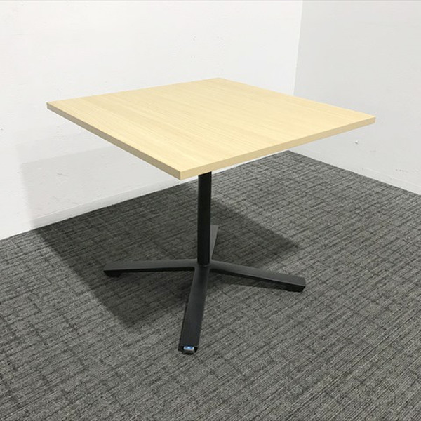 【中古】 ミーティングテーブル 完成品 角テーブル フリップトップ キャスター付 コクヨ ブラウン □