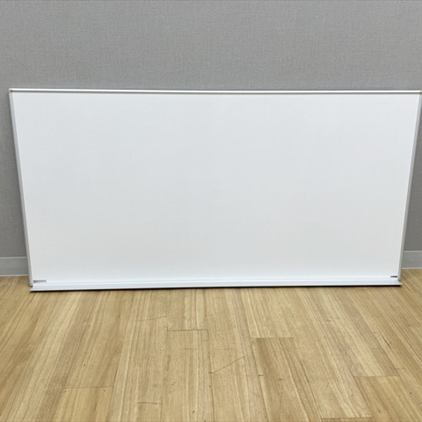 【中古】 壁掛ホワイトボード ニチガク 暗線入り W1800 マットシルバー 10,725円