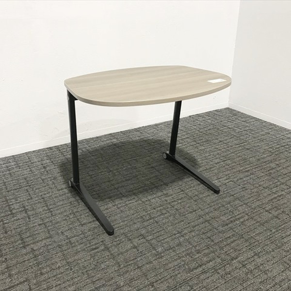 オカムラオフィス調度品