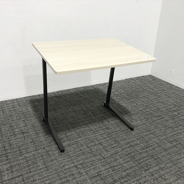 オカムラオフィス調度品