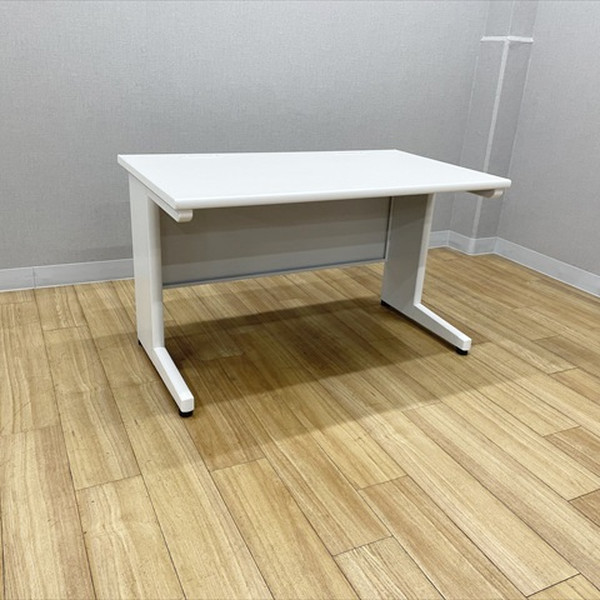【中古】 オフィスデスク 平デスク CZ 引出し無 ワークデスク W1200 D700 イトーキ ホワイト □｜オフィス家具の店 PORTE（ポルテ）
