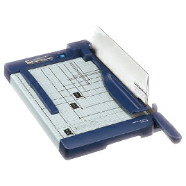 ペーパーカッター　Ａ３（ＤＮ－Ｇ１０１） 64673707【コクヨ】