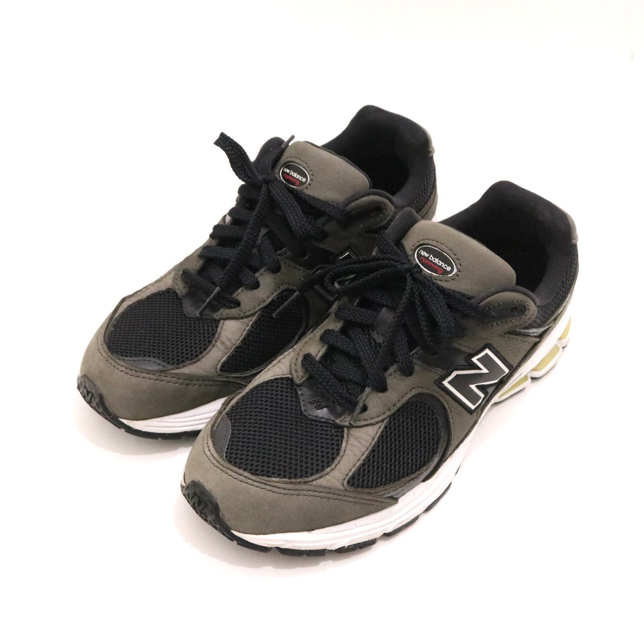 【中古】NEW BALANCE ニュー平衡にする 27.0糎 メンズ スニーカー ML2002RB カーキ 黒いこと 中古A 古着