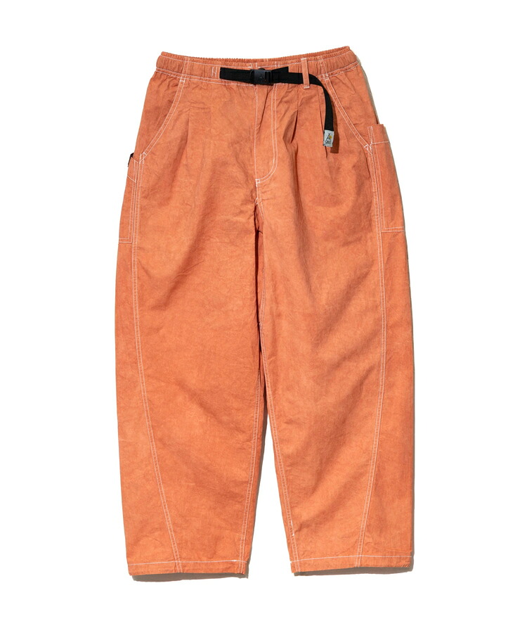 【 go slow caravan / UNEVEN DYEING TWILL CURVE PANTS / LIGHT ORANGE 】ゴースローキャラバン パンツ イージーパンツ カラーパンツ ワイド ルーズ オレンジ アウトドア｜OHCA clothing　店