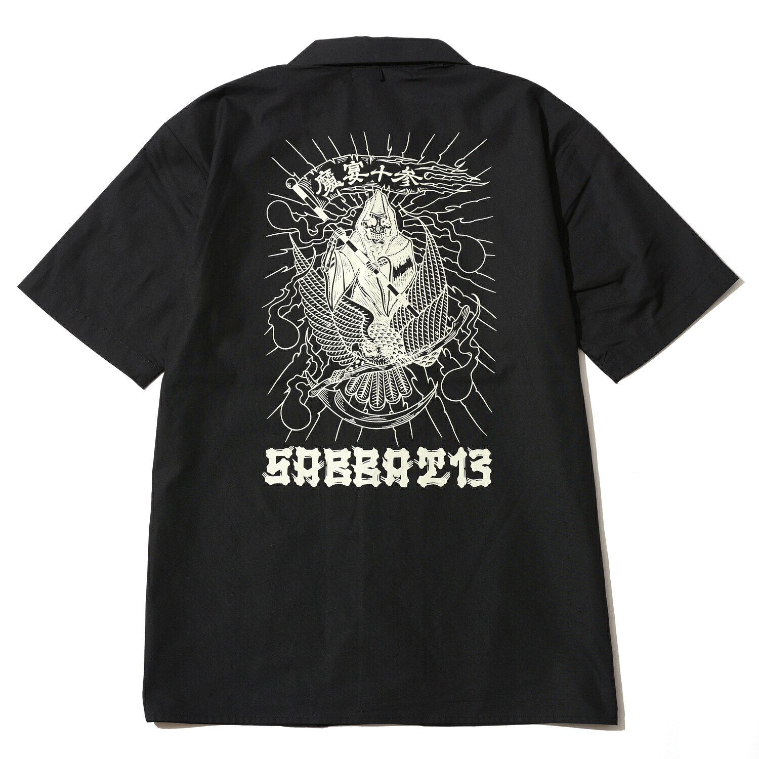 【 SABBAT13 / DEATH HAWK S/S SHIRTS / BLACK 】サバトサーティーン サバト13 サバト ワーク シャツ 半袖シャツ 開襟シャツ オープンカラー ブラック 黒ブランドシャツ メンズブランド メンズ 半袖メンズシャツ ストリートブランド ストリート系 ストリートファッション|OHCA clothing 店