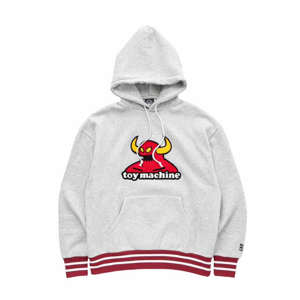 【 TOY MACHINE / TOYMONSTER CHENILLE EMB SWEAT PARKA / ASH 】 トイマシーン トイマ フーディ パーカー リブライン スウェット トイモンスター サガラ 刺・墸 アッシュ グレー スケボー スケートボード スウェットパーカーメンズ プルオーバーパーカー かぶり ブランド