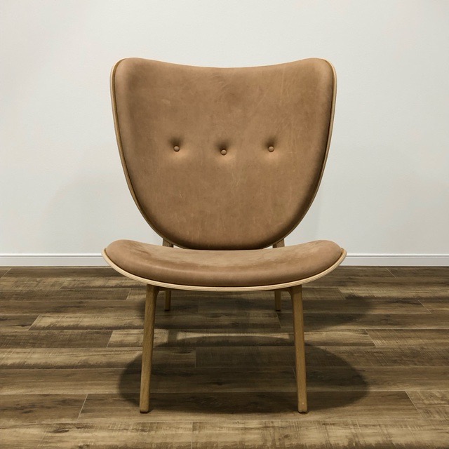 NORR11 Elephant Lounge Chair Vintage Camel (幅770×奥行800×高さ970（mm）北欧 モダン シンプル ダイニングチェア)【中古】【YE100ランク】 84,700円