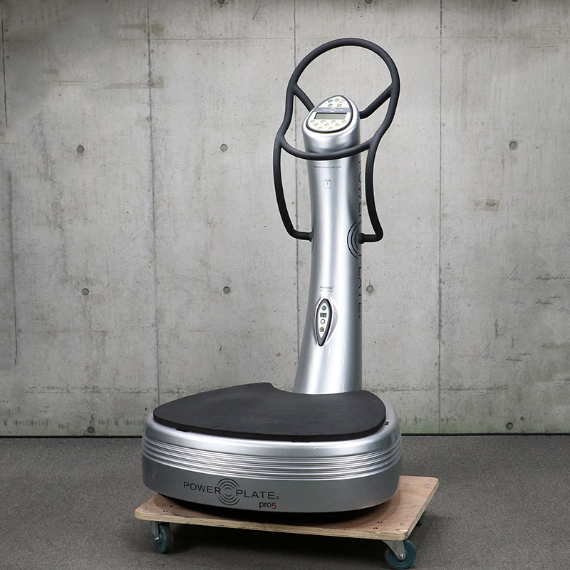 Power Plate / パワープレート トレーニング振動マシーン Power Plate pro5 フィットネスクラブ パーソナルスタジオ リハビリテーション プロフェッショナルトレーニング 自宅エクササイズにも 【中古/動作確認済み】