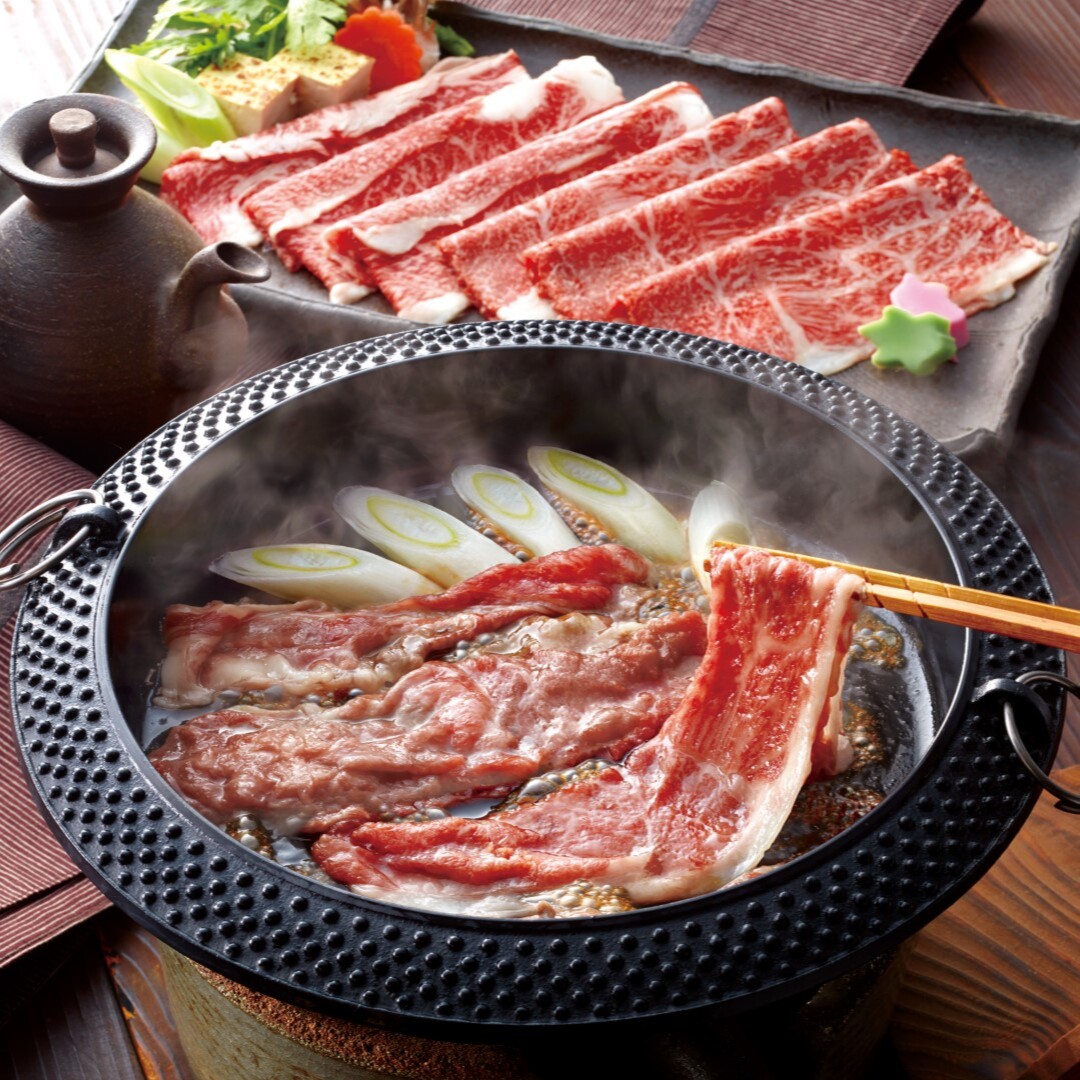 松阪牛 すきやき肉 松阪牛 ブランド牛 銘柄牛 すきやき肉 もも肉 すき焼き用 黒毛和牛 和牛 牛肉 赤身 サシ あっさり 鍋 冷凍 グルメ ギフト 贈り物 中元 歳暮 お取り寄せ 人気 おすすめ ランキング ※代引不可|お祝い膳 店