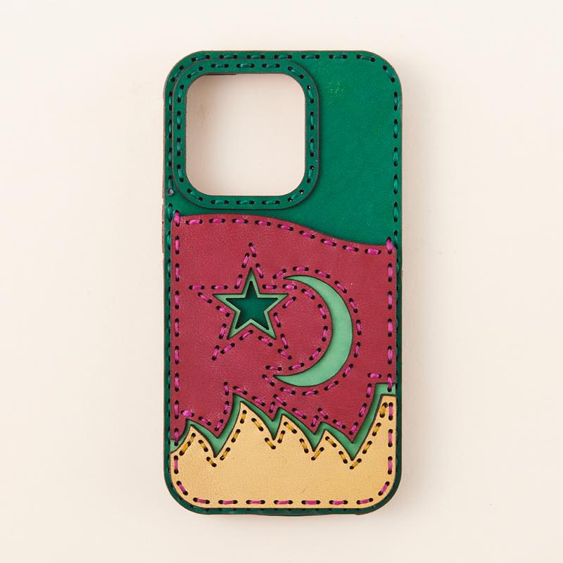 「OJAGA DESIGN」 オジャガデザイン　KARIN (iPhone15)｜OJAGA DESIGN