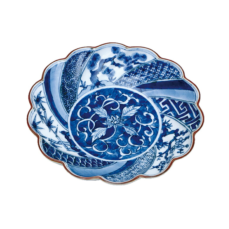 染付地紋松竹梅　菊割捻り5寸皿