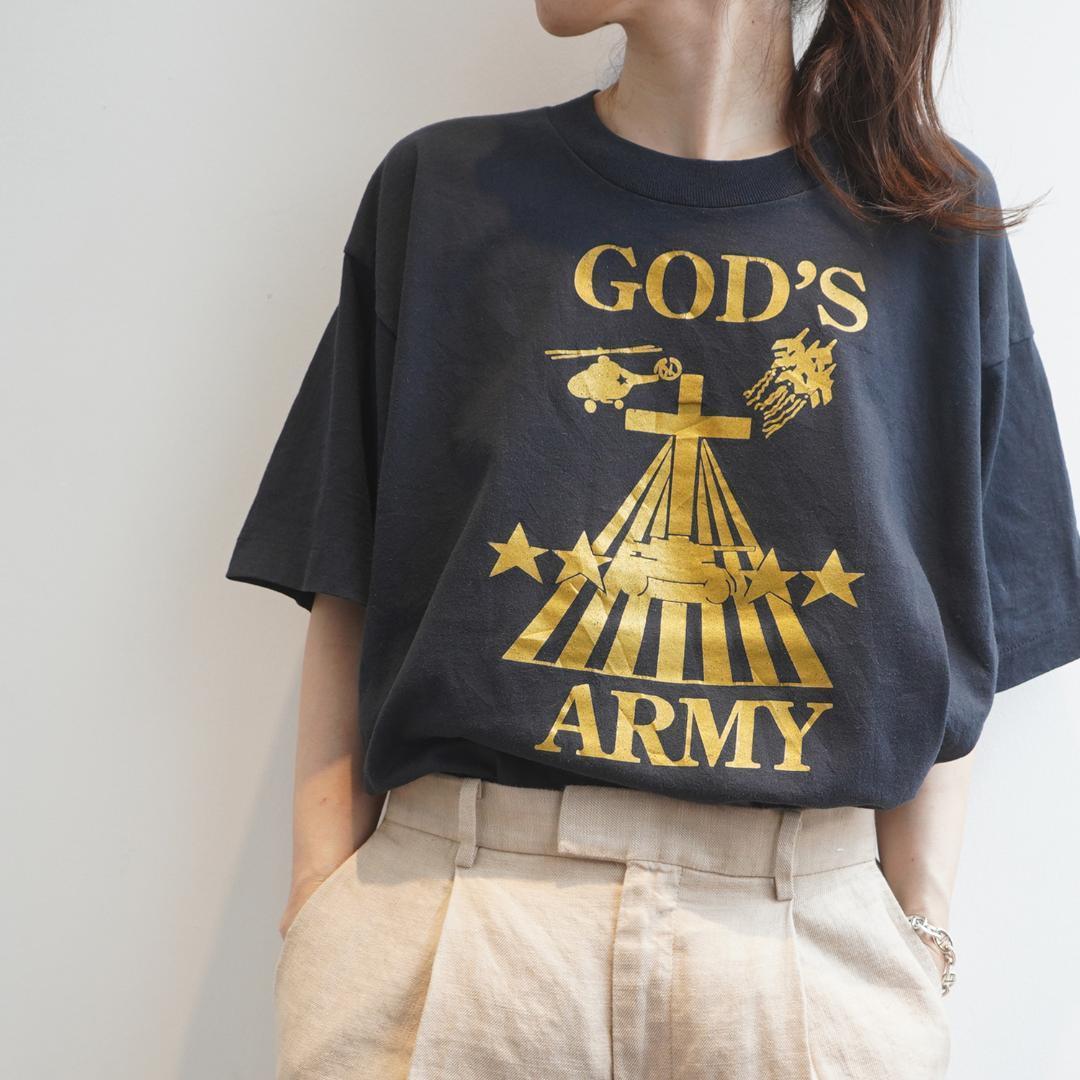 【571】ヴィンテージ Tシャツ GOD'S ARMY サイズXL USA ゴールドプリント GOD'S ARMY 神の軍隊（革命グループ）1997 ? 2006 ミャンマー軍の内乱についてなのか 2000年公開された映画のTシャツなのか シングルステッチのビンテージスクリーンスターズのボディのTシャツ 7,500円