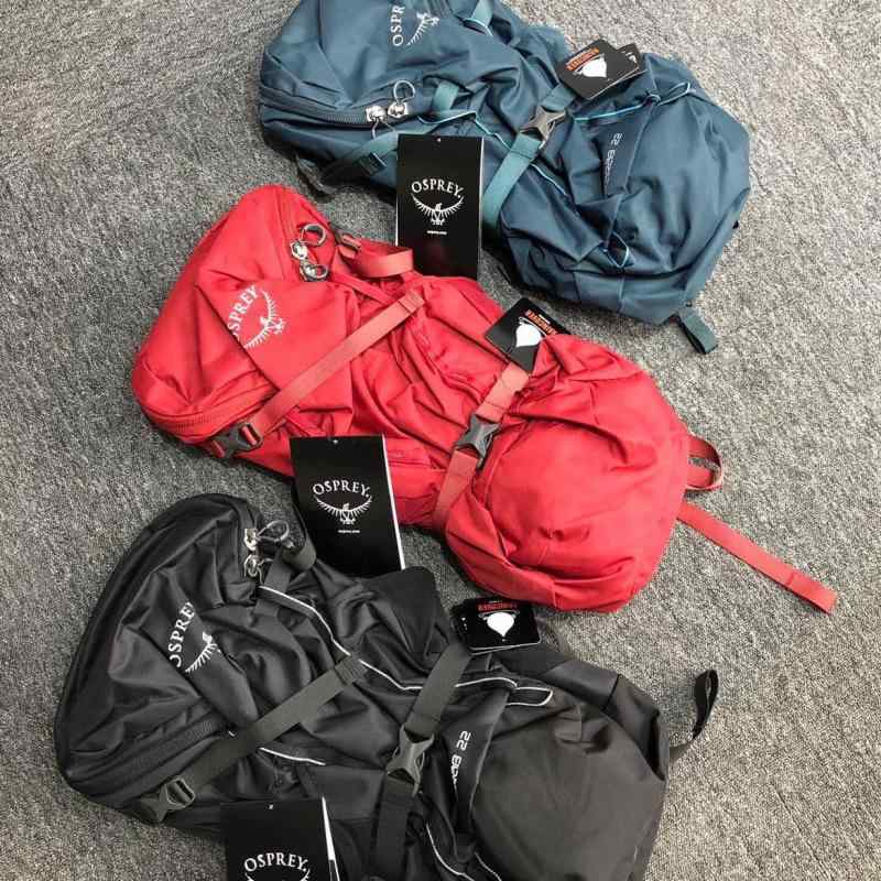 登山リュック 男女兼用 PUレザー 22L 30L 34L 大容量 キャンプ ハイキング トレッキング アウトドア バックパック 防水 防?水 レインカバー クッション背負いベルト ブラック レッド ブルー|櫻花舎店