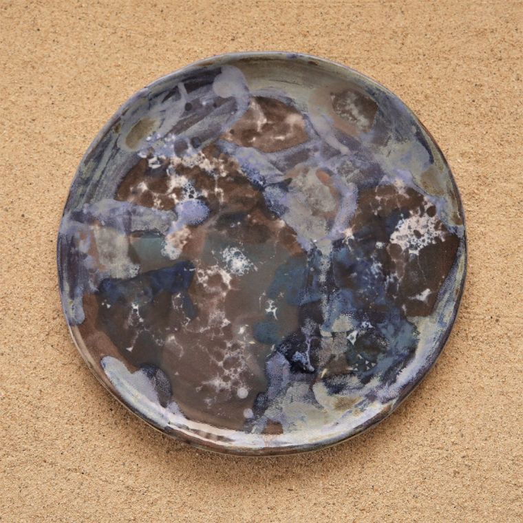 datta.沖縄南の島陶芸工房 |datta 地球のアートプレート（NO-11）〈結婚祝い〉沖縄陶器〈内祝い〉やちむん 皿 [一点物] 中皿 8寸皿 ヤチムン クラフトボックス付き