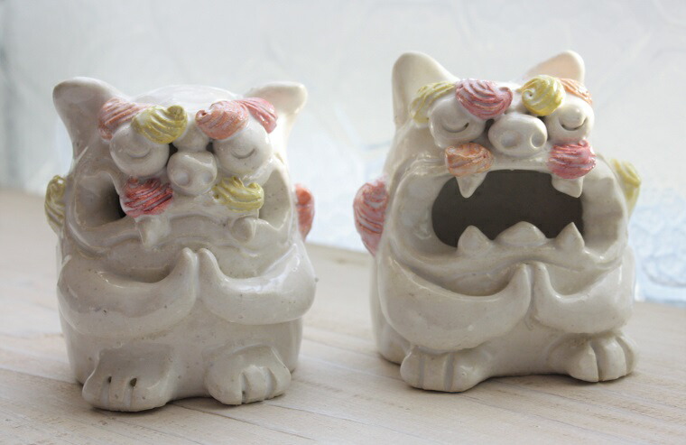 紅型祈りシーサーセット 祈りシーサー 沖縄の手作りの陶器の工房から 限定１点 出産祝い シーサー かわいいお地蔵さまシーサー お店やご自宅の玄関 神棚に 開運インテリアグッズ 風水開運 一品物 Datta やちむんとシーサーの工房 陶器 仏具 お地蔵様 お地蔵さん