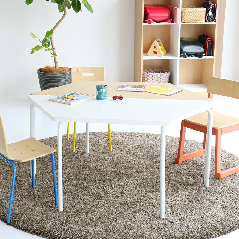 保育園 テーブル 台形 キッズテーブル 幼児用 幅120cm スタッキング 連結可能 学習机 グループ学習 個別指導 教室 塾 レイアウト自由 省スペース 収納 安全設計 角丸 メラミン天板 スチール脚 業務用 おしゃれ