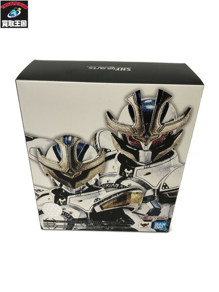 楽天市場】バンダイ 仮面ライダーイクサフエッスル全6種