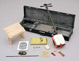 楽天市場】鈴木楽器製作所 学校用三味線セット かえで(MS-8)特製セット