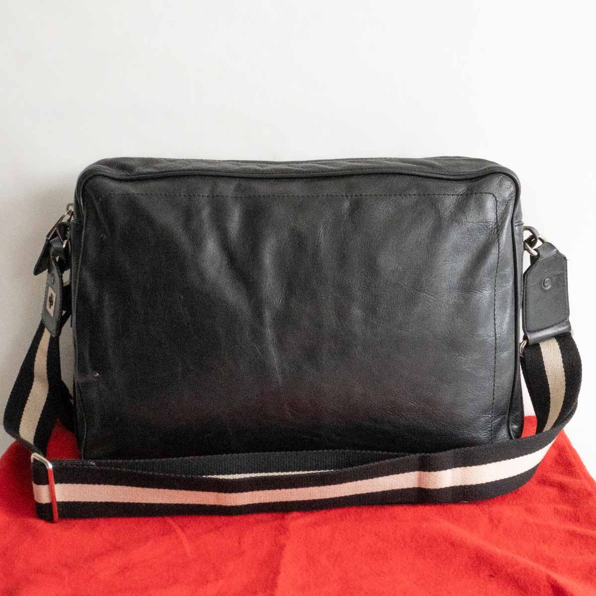 【美品】バリー　ショルダーバッグ　メッセンジャー　トレインスポッティング　白 楽天市場】【バッグ】BALLY バリー TRENSA トレイン