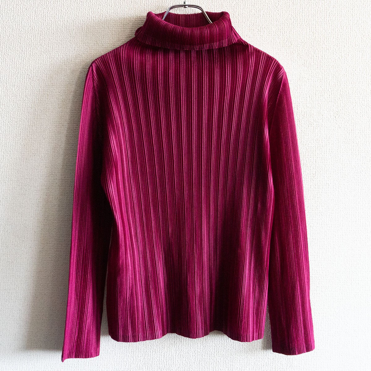 【美品】プリーツプリーズ イッセイミヤケ カットソー 楽天市場】《美品》 PLEATS PLEASE ISSEY MIYAKE プリーツ
