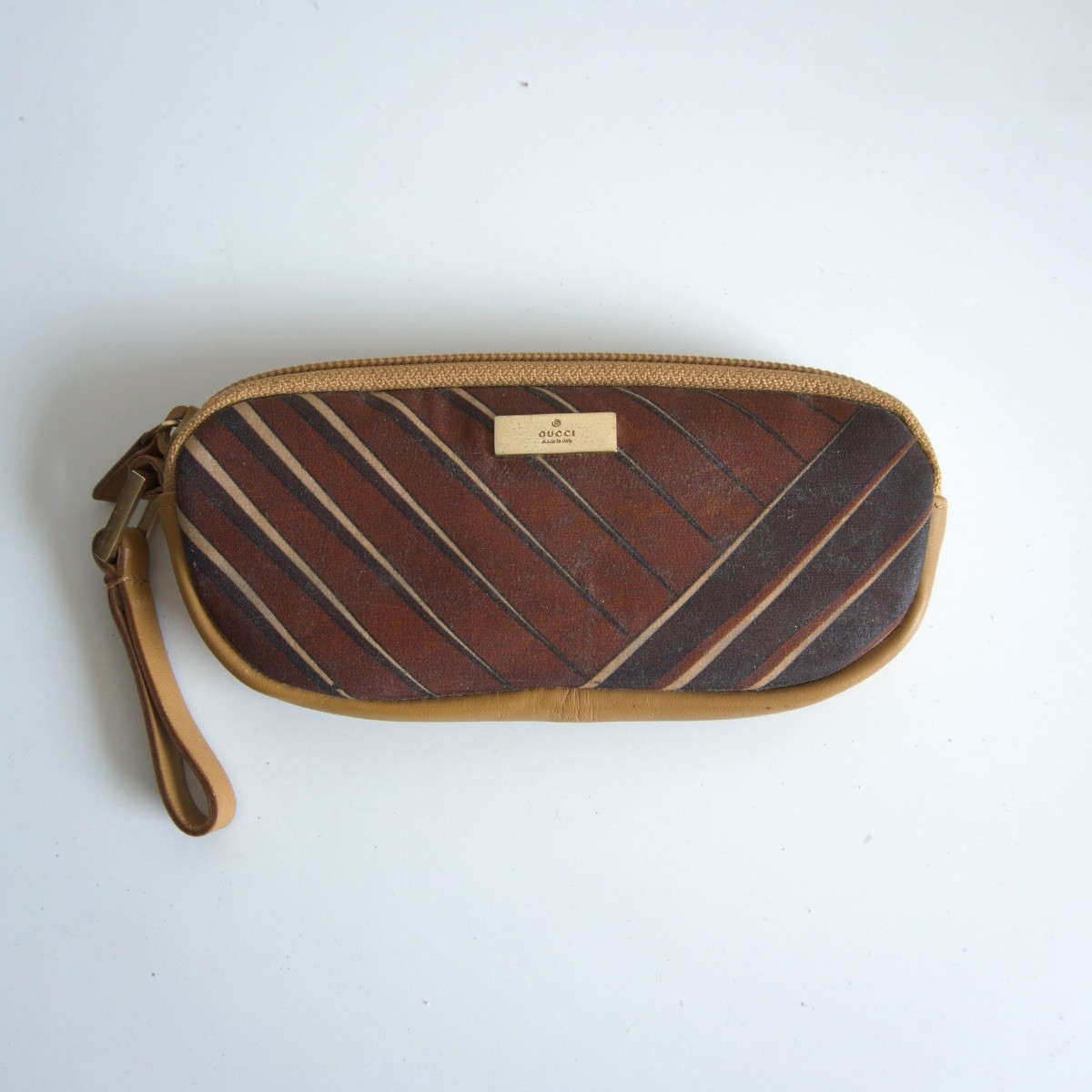 【未使用】GUCCI ボトルケース　ネイビー　GG 内部アルミ加工 楽天市場】GUCCI グッチ ボトルカバー 哺乳瓶ケース GG ネイビー