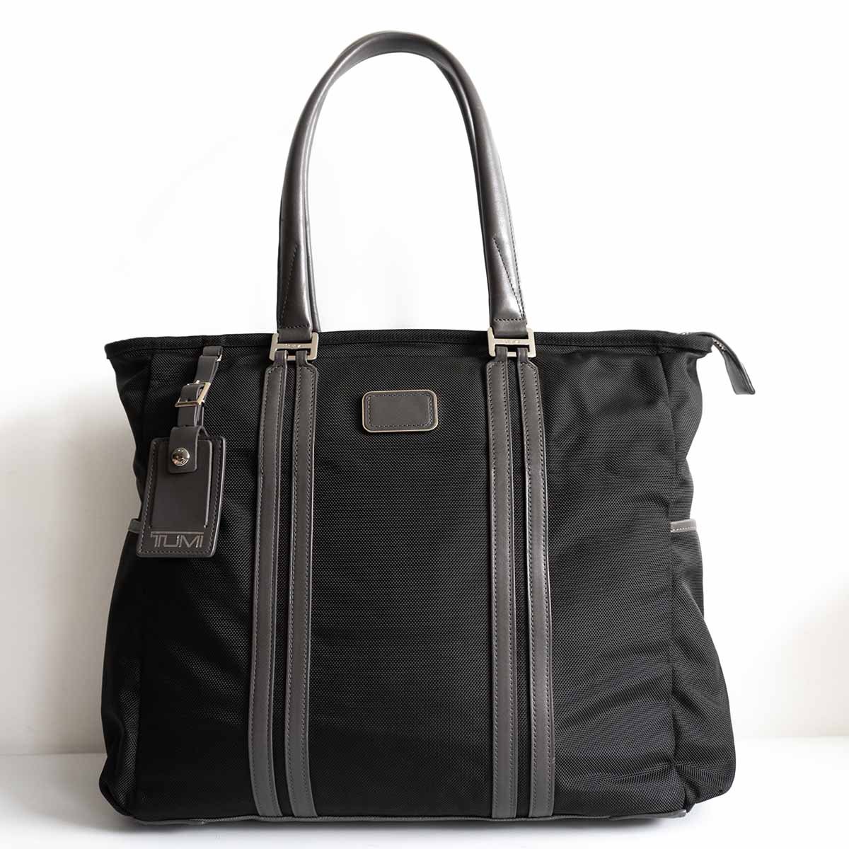 美品✨TUMI トゥミ　JARVIS 68414DNYE トートバッグ　ブラック JARVIS ノース・サウス・トート｜TUMI(トゥミ)公式サイト | TUMI